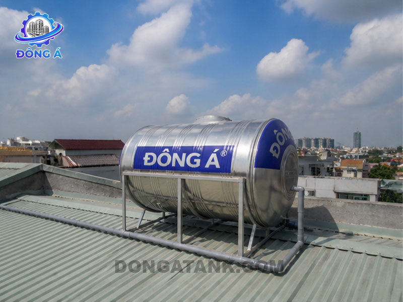 So sánh bồn nước inox đứng và ngang: Loại nào tốt hơn cho nhà mái tôn?